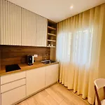 Center Hideaway 公寓 地拉那