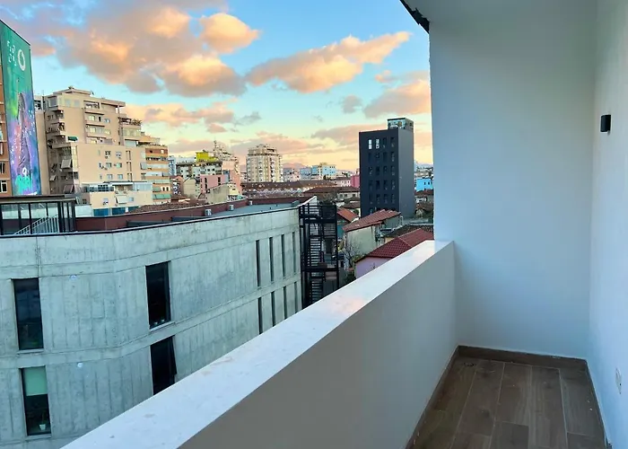 Apartment Center Hideaway *